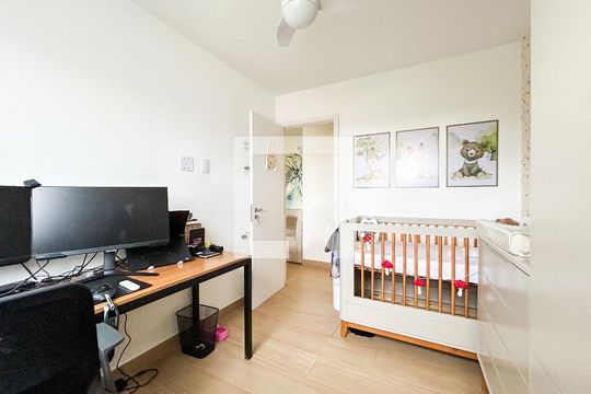 Quarto de apartamento para alugar com 2 quartos, 66m² em Santo Amaro, São Paulo