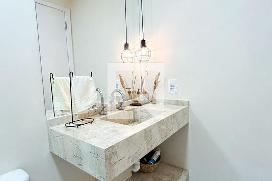 Banheiro de apartamento para alugar com 2 quartos, 66m² em Santo Amaro, São Paulo