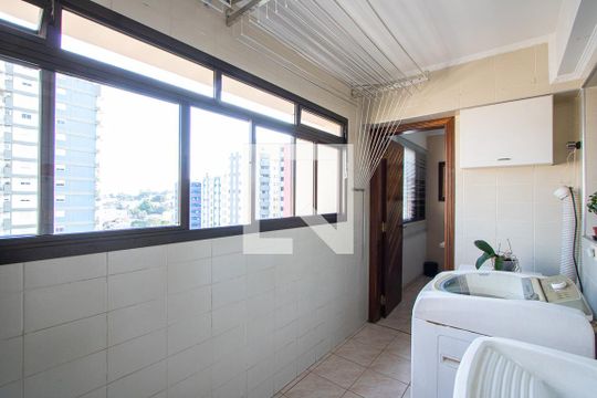 Área comum de apartamento à venda com 3 quartos, 180m² em Vila Bastos, Santo André