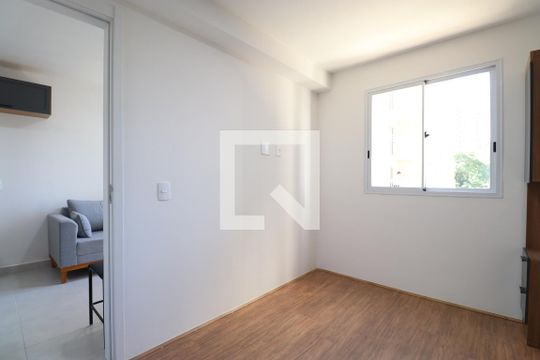 Quarto de apartamento para alugar com 1 quarto, 26m² em Parque Industrial Tomas Edson, São Paulo