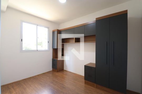Quarto de apartamento para alugar com 1 quarto, 26m² em Parque Industrial Tomas Edson, São Paulo