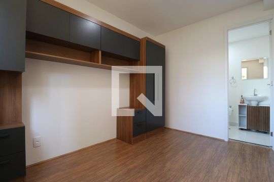 Quarto de apartamento para alugar com 1 quarto, 26m² em Parque Industrial Tomas Edson, São Paulo