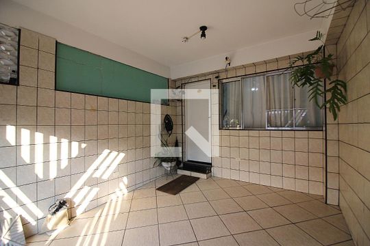 Garagem de casa à venda com 2 quartos, 94m² em Suiço, São Bernardo do Campo