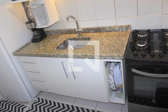 Cozinha de apartamento à venda com 2 quartos, 61m² em Macedo, Guarulhos