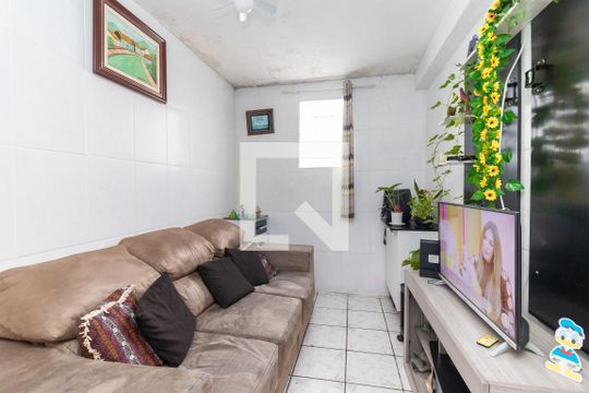 Casa à venda com 7 quartos, 200m² em Vila Verde, São Paulo