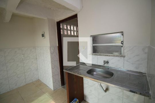 Studio de kitnet/studio para alugar com 1 quarto, 50m² em Brás de Pina, Rio de Janeiro