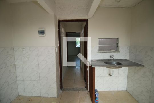 Studio de kitnet/studio para alugar com 1 quarto, 50m² em Brás de Pina, Rio de Janeiro