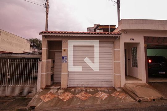 Fachada de casa à venda com 3 quartos, 274m² em Parque Independencia, São Paulo
