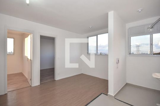 Sala de apartamento à venda com 2 quartos, 42m² em Jardim Maria Duarte, São Paulo