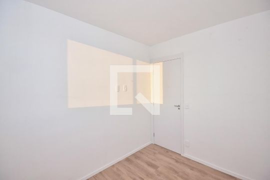 Quarto 1 de apartamento à venda com 2 quartos, 42m² em Jardim Maria Duarte, São Paulo