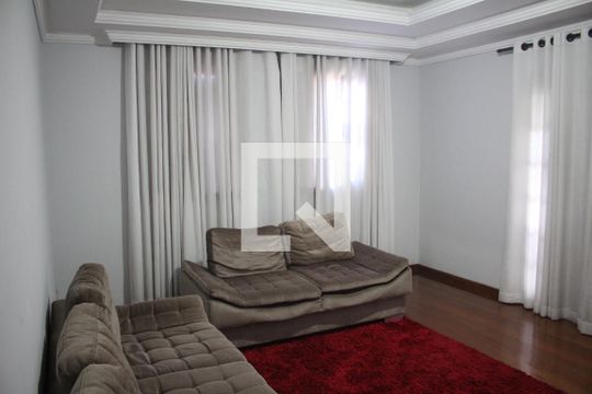 Sala de casa à venda com 4 quartos, 439m² em Tirol, Contagem