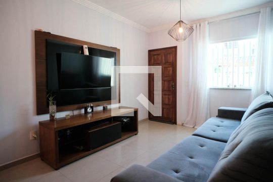 Sala de casa à venda com 2 quartos, 125m² em Jardim Hercilia, São Paulo