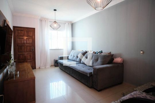 Sala de casa à venda com 2 quartos, 125m² em Jardim Hercilia, São Paulo
