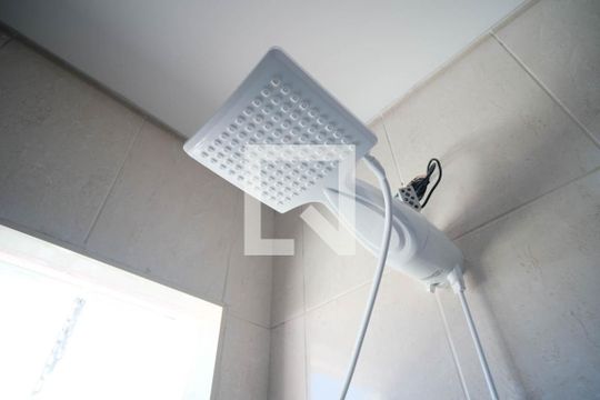 Banheiro Quarto de casa à venda com 2 quartos, 125m² em Jardim Hercilia, São Paulo