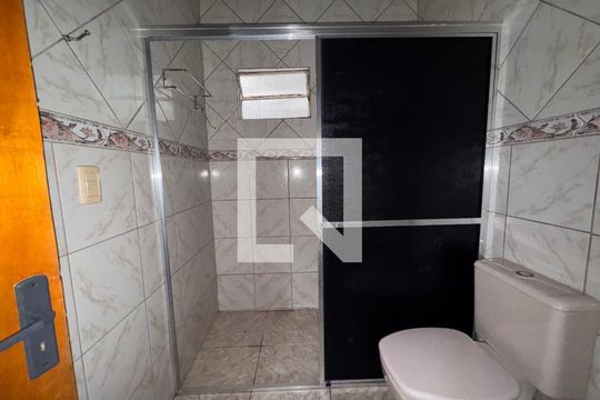 Banheiro de casa para alugar com 2 quartos, 70m² em Rio Branco, São Leopoldo