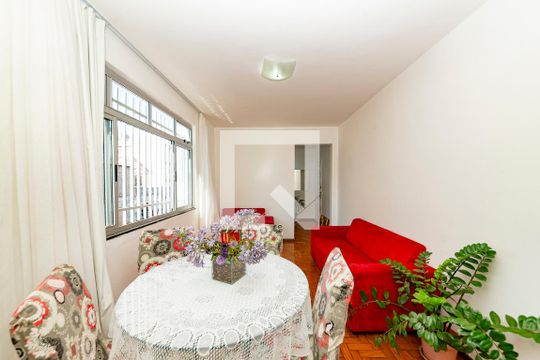 Sala de apartamento à venda com 3 quartos, 110m² em Coração Eucarístico, Belo Horizonte