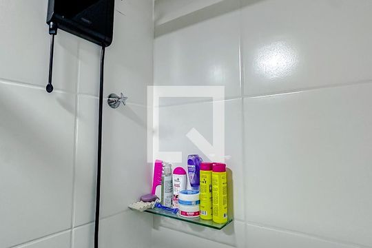 Banheiro de apartamento para alugar com 2 quartos, 37m² em Belenzinho, São Paulo