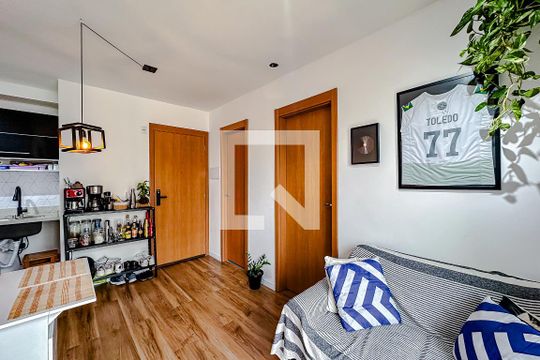 Sala de apartamento para alugar com 2 quartos, 37m² em Belenzinho, São Paulo