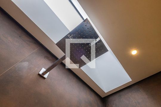 Suíte 3 - Banheiro de casa à venda com 5 quartos, 450m² em Jardim Paulista, São Paulo