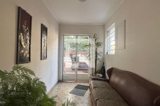 Hall social de casa à venda com 3 quartos, 280m² em Pinheiros, São Paulo