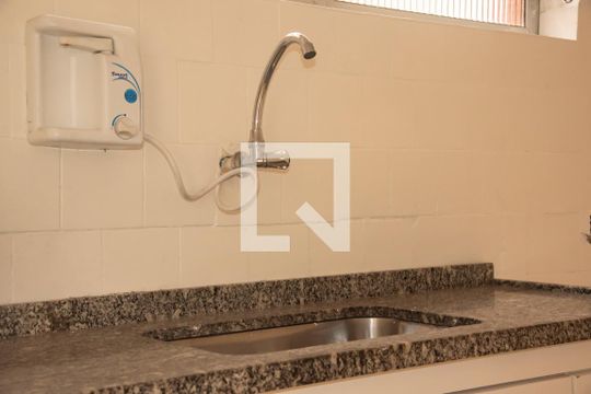 Cozinha de casa de condomínio para alugar com 2 quartos, 75m² em Planalto Paulista, São Paulo