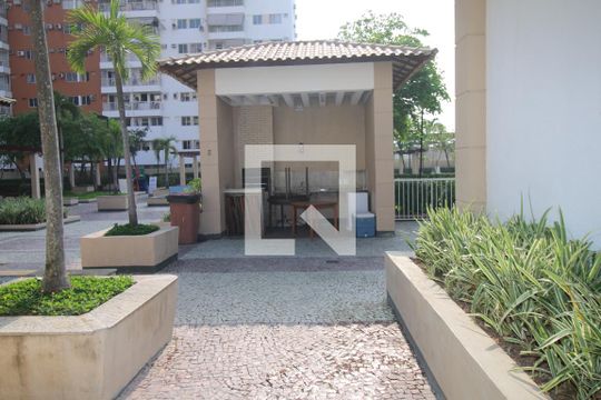 Área comum - Churrasqueira de apartamento para alugar com 2 quartos, 58m² em Vicente de Carvalho, Rio de Janeiro