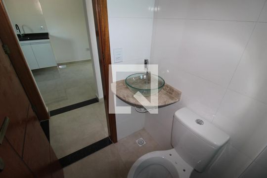 Banheiro de apartamento para alugar com 2 quartos, 37m² em Santana, São Paulo