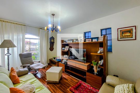 Casa à venda com 3 quartos, 220m² em Mooca, São Paulo