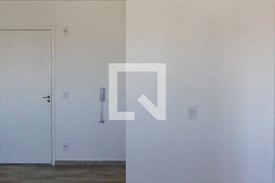 Sala de apartamento para alugar com 2 quartos, 38m² em Cidade Satelite Santa Barbara, São Paulo