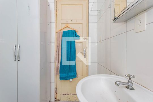 Banheiro de casa à venda com 4 quartos, 325m² em Cursino, São Paulo