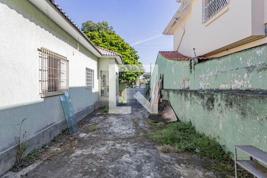 Quintal de casa à venda com 4 quartos, 325m² em Cursino, São Paulo