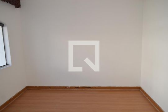 Sala de casa à venda com 4 quartos, 250m² em Cambuci, São Paulo