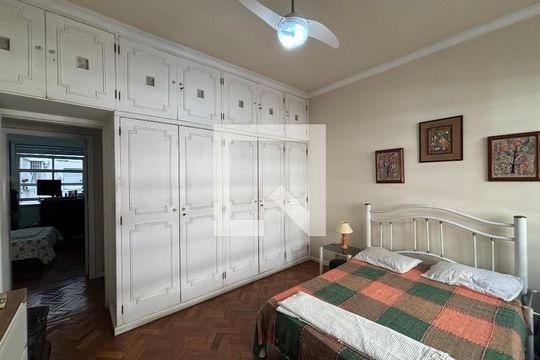 Quarto 1 de apartamento à venda com 3 quartos, 150m² em Copacabana, Rio de Janeiro