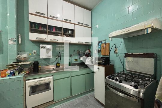 Cozinha de apartamento à venda com 3 quartos, 150m² em Copacabana, Rio de Janeiro