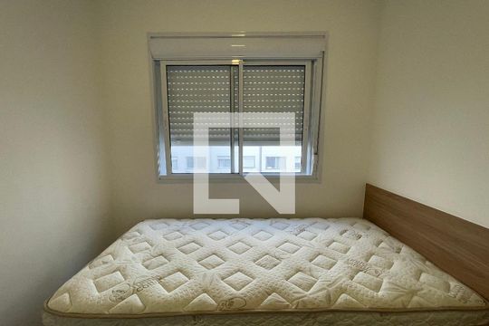 Quarto 2 de apartamento para alugar com 2 quartos, 40m² em Vila Butantã, São Paulo
