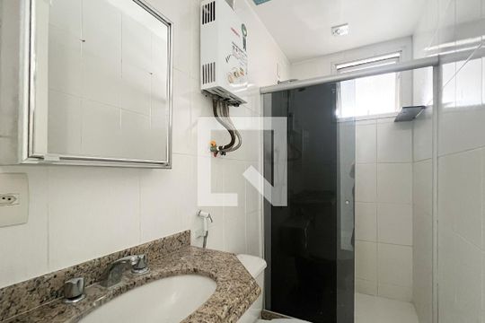 Banheiro Social de apartamento à venda com 2 quartos, 530m² em Itanhangá, Rio de Janeiro