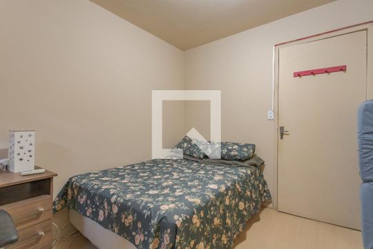 Quarto 1 de casa à venda com 4 quartos, 200m² em Vila Ipiranga, Porto Alegre