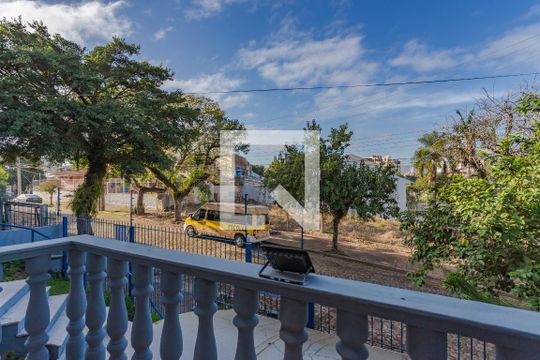 Quarto 2 Sacada  de casa à venda com 4 quartos, 200m² em Vila Ipiranga, Porto Alegre
