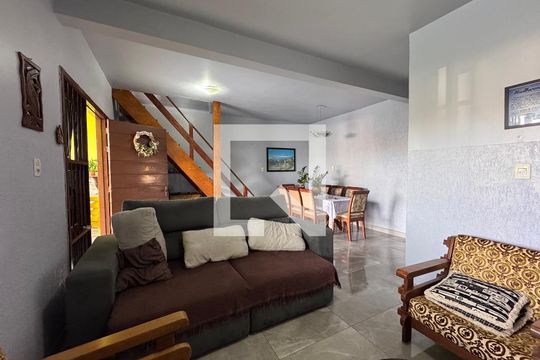 Sala de casa à venda com 3 quartos, 485m² em Santos Dumont, São Leopoldo