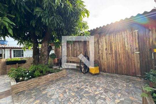 Área comum de casa para alugar com 3 quartos, 485m² em Santos Dumont, São Leopoldo