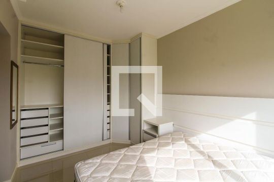 Quarto 2 de apartamento à venda com 2 quartos, 67m² em Marechal Rondon, Canoas