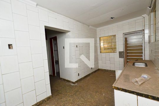 Cozinha de casa à venda com 3 quartos, 290m² em Serra, Belo Horizonte