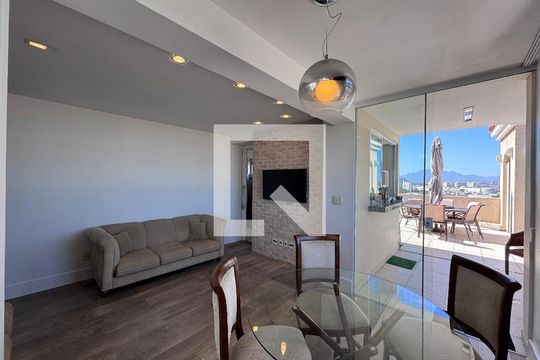 Apartamento para alugar com 2 quartos, 145m² em Recreio dos Bandeirantes, Rio de Janeiro