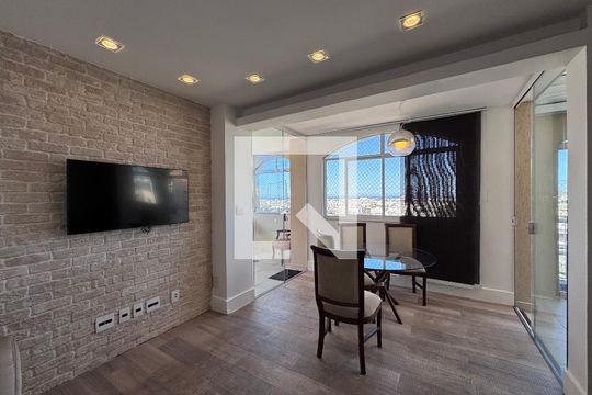 Sala de apartamento para alugar com 2 quartos, 145m² em Recreio dos Bandeirantes, Rio de Janeiro