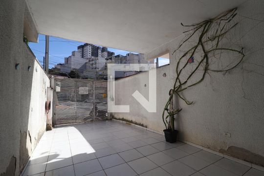 Garagem de casa à venda com 3 quartos, 150m² em Jardim Progresso, Santo André