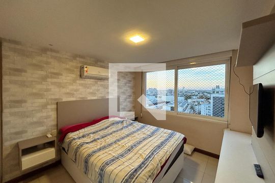 Quarto 1 de apartamento à venda com 2 quartos, 71m² em Floresta, Porto Alegre