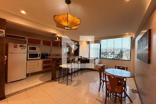 Apartamento à venda com 2 quartos, 71m² em Floresta, Porto Alegre