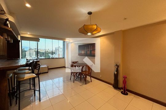 Sala de apartamento à venda com 2 quartos, 71m² em Floresta, Porto Alegre