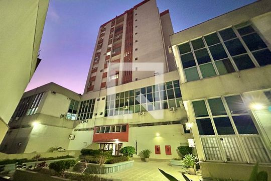Fachada de apartamento à venda com 2 quartos, 71m² em Floresta, Porto Alegre