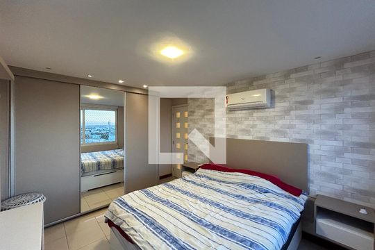 Quarto 1 de apartamento à venda com 2 quartos, 71m² em Floresta, Porto Alegre